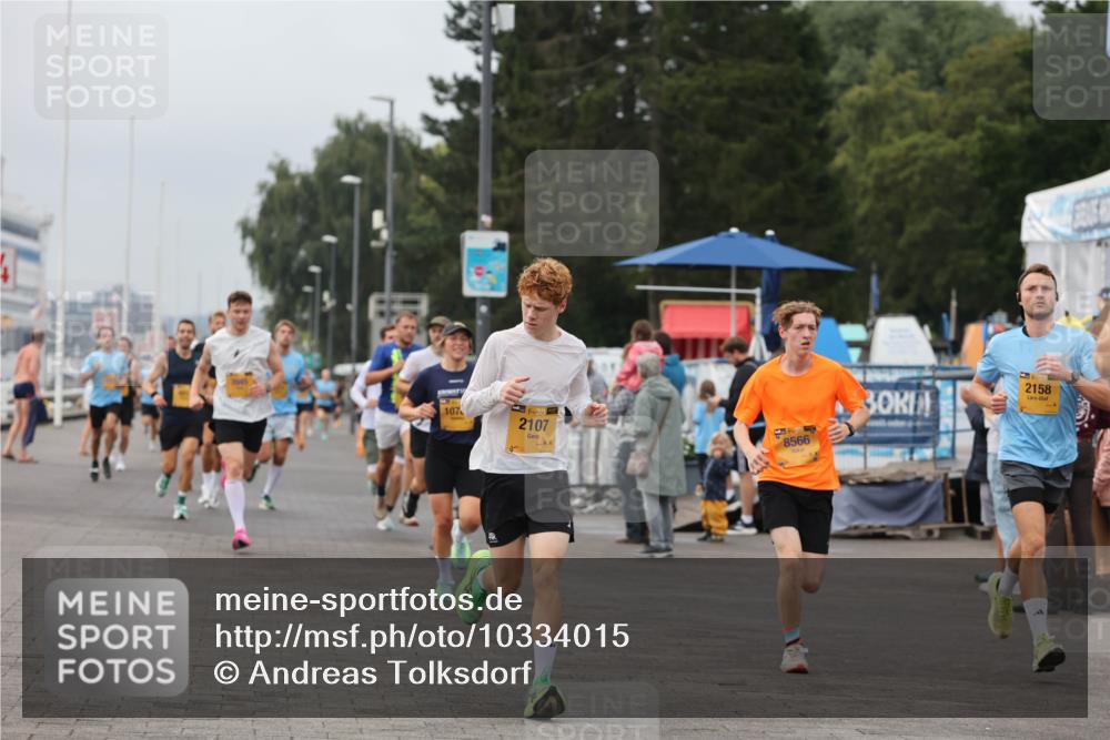 13.09.2026 - Kiel Lauf Andreas Tolksdorf http://msf.ph/oto/10334015 13.09.2026 09:52:05 Kiellinie 107, 38, 2107, 8566, 2158 meine-sportfotos.de