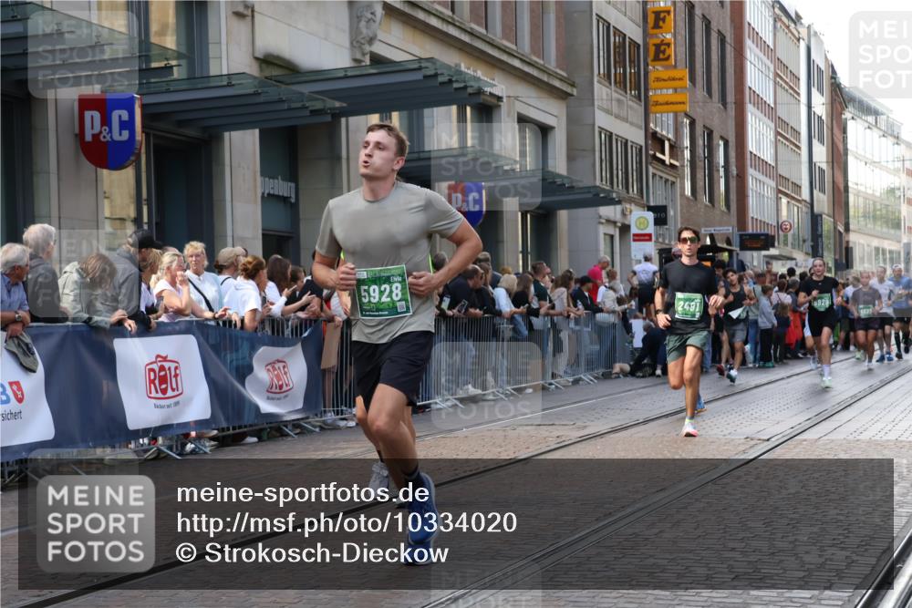 13.09.2026 - 21. swb-Marathon Bremen Strokosch-Dieckow http://msf.ph/oto/10334020 13.09.2026 13:24:00 Ziel 102, 776, 909, 1199, 1250, 2295, 2491, 2967, 3372, 4000, 4559, 5012, 5208, 5257, 5481, 5668, 5669, 5928, 5929, 5953, 6080, 6105, 7059, 7069, 7081, 7156, 7568, 8082, 8179, 8310, 8415, 8784, 9087, 9573, 9676, 9916, 13219, 342, 2210, 2288, 2370, 2485, 2517, 2560, 2967, 3044, 3642, 4601, 4671, 5011, 5104, 5116, 5146, 5231, 5397, 5623, 6157, 6332, 6648, 6772, 7094, 7105, 7216, 7357, 7475, 7761, 8051, 8052, 8095, 8179, 8290, 10059, 10115, 13007, 13197 meine-sportfotos.de