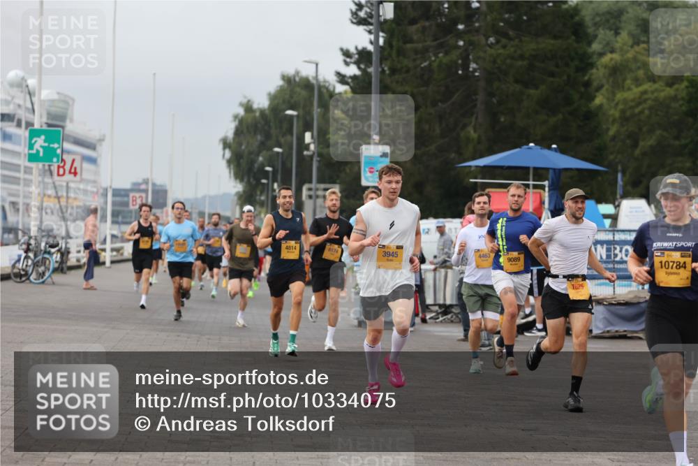 13.09.2026 - Kiel Lauf Andreas Tolksdorf http://msf.ph/oto/10334075 13.09.2026 09:52:08 Kiellinie 3, 34, 4814, 6174, 3945, 4463, 9089, 1625, 10784 meine-sportfotos.de