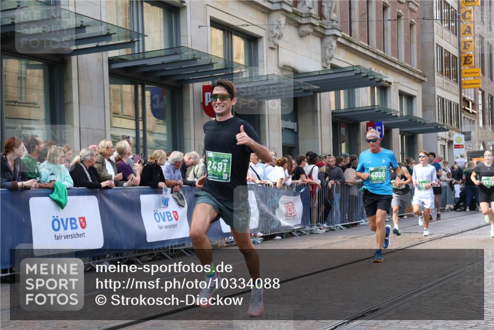 13.09.2026 - 21. swb-Marathon Bremen Strokosch-Dieckow http://msf.ph/oto/10334088 13.09.2026 13:24:02 Ziel 776, 909, 1199, 1250, 2295, 2491, 3372, 3994, 4000, 4559, 5012, 5208, 5257, 5481, 5572, 5668, 5669, 5928, 5929, 5953, 6080, 6105, 7059, 7069, 7081, 7156, 7568, 8082, 8310, 8415, 8784, 9087, 9264, 9573, 9676, 9916, 102, 342, 2210, 2288, 2370, 2517, 2967, 3044, 3372, 3642, 4601, 4671, 5011, 5104, 5116, 5146, 5231, 5257, 5397, 5623, 6332, 6648, 6772, 7094, 7105, 7216, 7357, 7475, 7761, 8051, 8052, 8179, 8290, 10059, 10115, 13007, 13197 meine-sportfotos.de