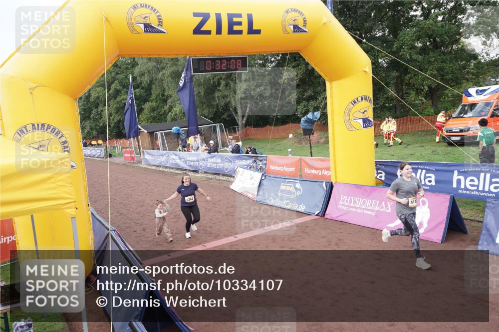 13.09.2026 - Airport Race Dennis Weichert http://msf.ph/oto/10334107 13.09.2026 10:32:42 Ziel 4142, 5035, 5262, 5324 meine-sportfotos.de
