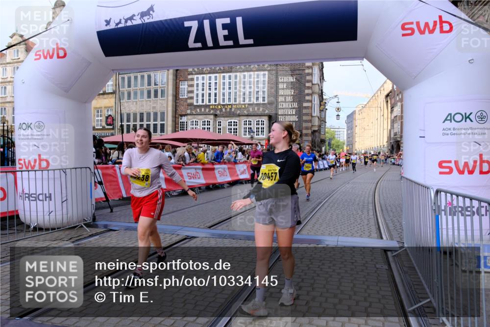13.09.2026 - 21. swb-Marathon Bremen Tim E. http://msf.ph/oto/10334145 13.09.2026 11:06:00 Ziel 10168, 10238, 10259, 10260, 10305, 10457, 10864, 11024, 11520, 11724, 11791, 11892, 11947, 12156, 12273, 12330, 12362, 12378, 12501, 12523, 12528, 12773 meine-sportfotos.de