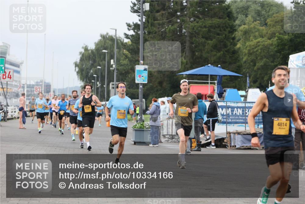 13.09.2026 - Kiel Lauf Andreas Tolksdorf http://msf.ph/oto/10334166 13.09.2026 09:52:11 Kiellinie 4, 3, 6156, 10549, 4814 meine-sportfotos.de
