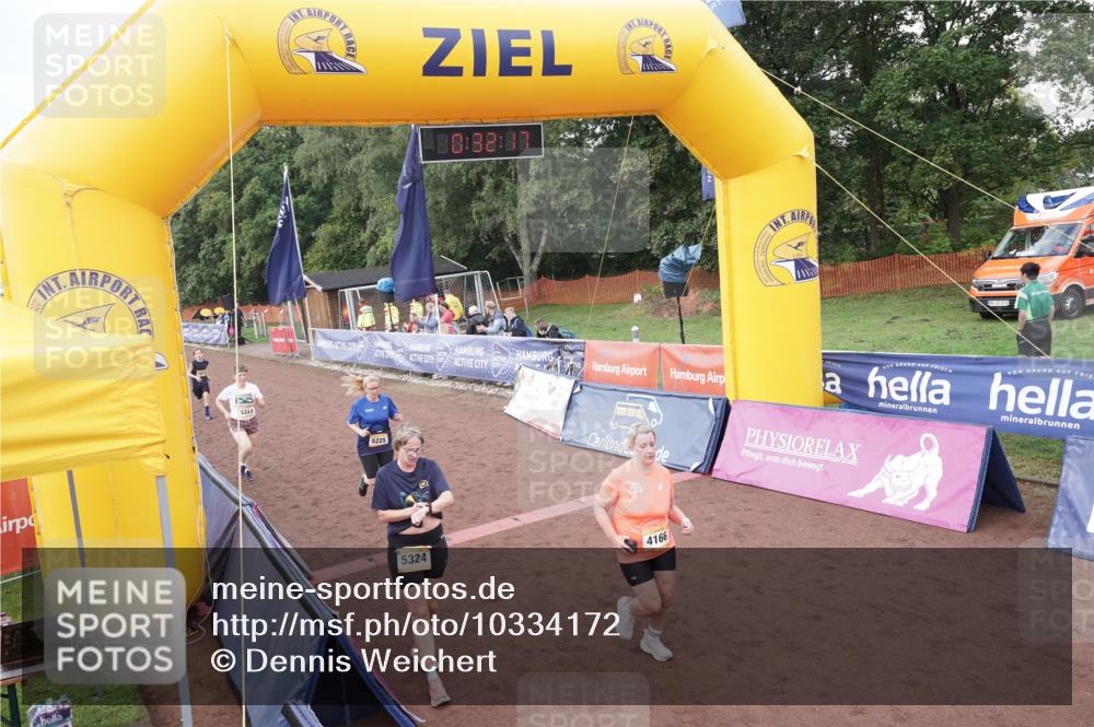 13.09.2026 - Airport Race Dennis Weichert http://msf.ph/oto/10334172 13.09.2026 10:32:51 Ziel 4166, 5019, 5223, 5225, 5324 meine-sportfotos.de