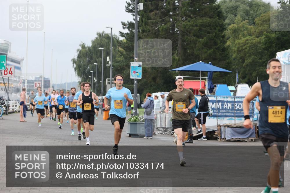 13.09.2026 - Kiel Lauf Andreas Tolksdorf http://msf.ph/oto/10334174 13.09.2026 09:52:11 Kiellinie 4, 3, 11169, 6156, 10549, 4814 meine-sportfotos.de