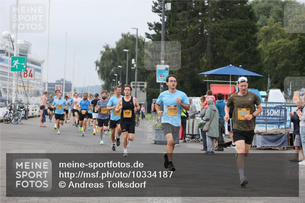 13.09.2026 - Kiel Lauf Andreas Tolksdorf http://msf.ph/oto/10334187 13.09.2026 09:52:12 Kiellinie 4, 11169, 6156, 10549 meine-sportfotos.de