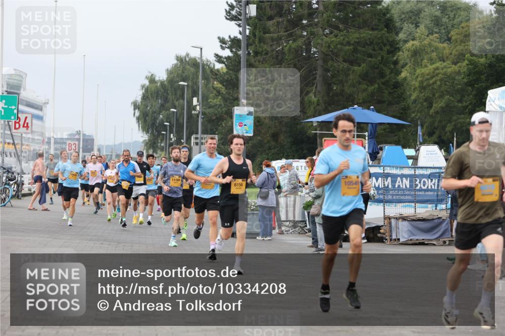 13.09.2026 - Kiel Lauf Andreas Tolksdorf http://msf.ph/oto/10334208 13.09.2026 09:52:13 Kiellinie 4, 3, 10435, 11169, 6156, 1054 meine-sportfotos.de
