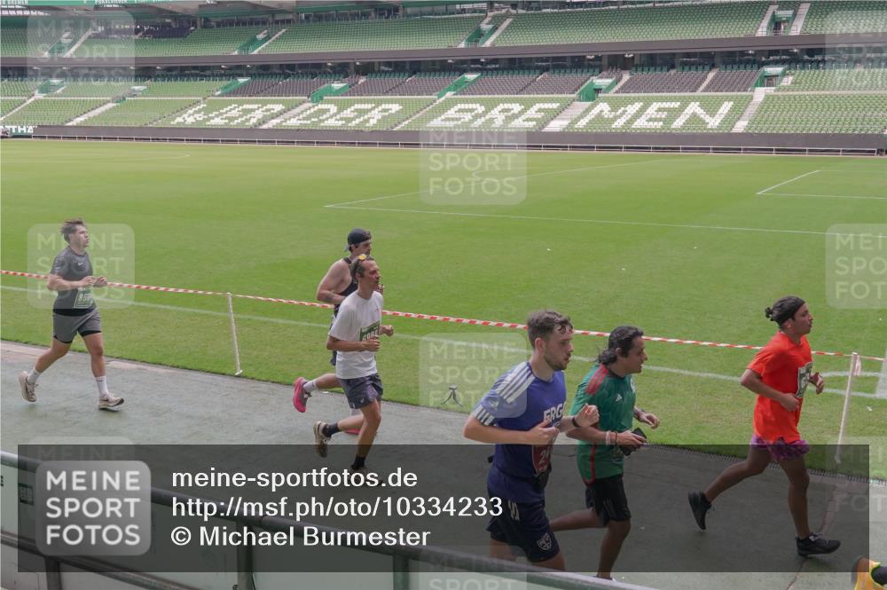 13.09.2026 - 21. swb-Marathon Bremen Michael Burmester http://msf.ph/oto/10334233 13.09.2026 13:07:46 Laufen im Stadion 132, 156, 303, 310, 372, 489, 551, 607, 682, 716, 800, 808, 809, 831, 834, 846, 884, 911, 922, 1083, 1124, 1173, 1189, 1205, 1210, 1285, 1289, 1322, 1364, 1365, 1369, 1387, 1395, 1437, 1532, 1545, 1559, 1600, 1688, 1823, 1831, 1841, 1848, 1854, 1871, 1899, 1926, 1938, 2003, 2041, 2070, 2090, 2215, 2219, 2229, 2275, 2283, 2318, 2356, 2366, 2405, 2440, 2492, 2565, 2611, 2635, 2699, 2707, 2721, 2727, 2731, 2755, 2782, 2802, 2818, 2831, 2866, 2902, 2911, 2930, 2949, 2960, 3067 meine-sportfotos.de