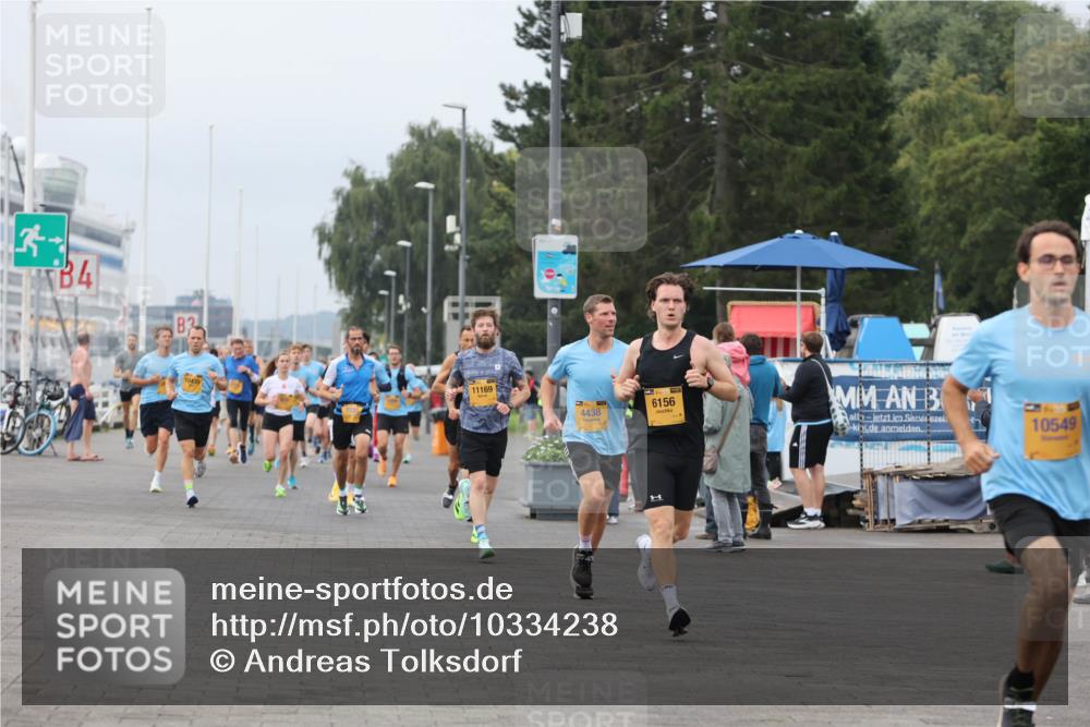 13.09.2026 - Kiel Lauf Andreas Tolksdorf http://msf.ph/oto/10334238 13.09.2026 09:52:14 Kiellinie 3, 4, 11169, 6156, 4438, 10549 meine-sportfotos.de