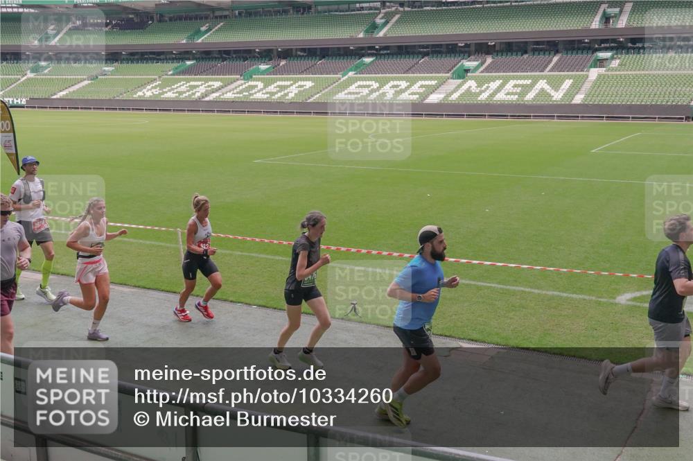 13.09.2026 - 21. swb-Marathon Bremen Michael Burmester http://msf.ph/oto/10334260 13.09.2026 13:07:48 Laufen im Stadion 132, 156, 303, 310, 372, 489, 551, 607, 682, 716, 800, 808, 809, 831, 834, 846, 884, 911, 922, 1083, 1124, 1173, 1189, 1205, 1210, 1285, 1289, 1322, 1364, 1369, 1387, 1395, 1437, 1532, 1545, 1559, 1600, 1688, 1823, 1831, 1841, 1848, 1854, 1871, 1899, 1926, 1938, 2003, 2041, 2070, 2090, 2215, 2219, 2229, 2275, 2283, 2318, 2356, 2366, 2405, 2440, 2492, 2565, 2611, 2635, 2699, 2707, 2721, 2727, 2731, 2755, 2782, 2802, 2818, 2831, 2866, 2897, 2902, 2911, 2930, 2949, 2960, 3067 meine-sportfotos.de
