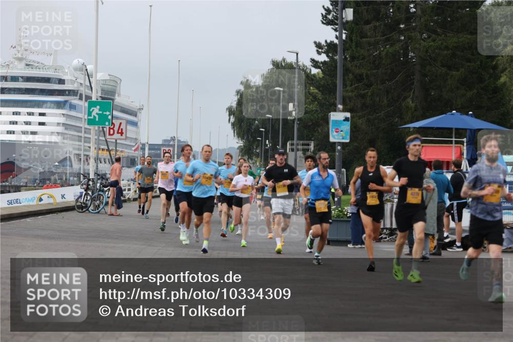 13.09.2026 - Kiel Lauf Andreas Tolksdorf http://msf.ph/oto/10334309 13.09.2026 09:52:16 Kiellinie 4, 10435, 11701, 1273, 7233, 1800, 4276 meine-sportfotos.de