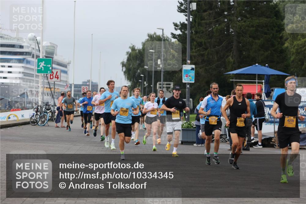 13.09.2026 - Kiel Lauf Andreas Tolksdorf http://msf.ph/oto/10334345 13.09.2026 09:52:18 Kiellinie 4, 3, 10435, 2738, 7233, 1800, 4278 meine-sportfotos.de