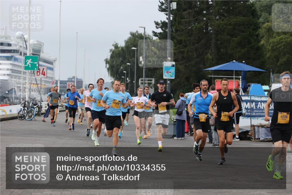 13.09.2026 - Kiel Lauf Andreas Tolksdorf http://msf.ph/oto/10334355 13.09.2026 09:52:18 Kiellinie 4, 2, 10435, 12730, 7233, 1800, 4278 meine-sportfotos.de
