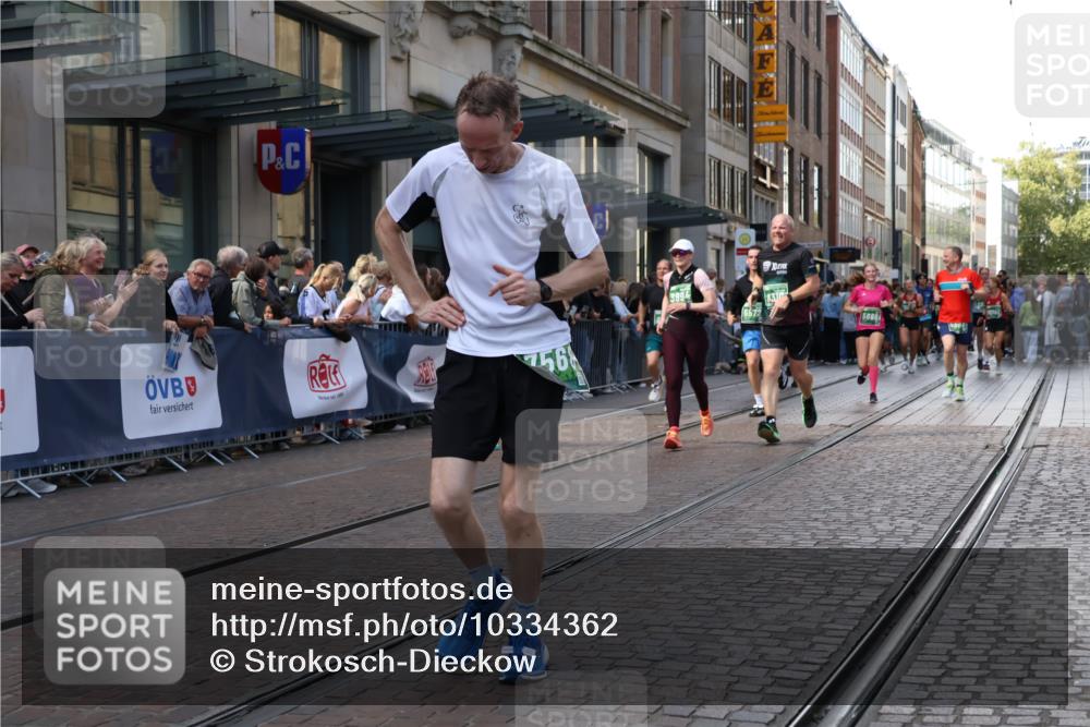 13.09.2026 - 21. swb-Marathon Bremen Strokosch-Dieckow http://msf.ph/oto/10334362 13.09.2026 13:24:11 Ziel 789, 790, 1250, 1582, 2295, 3375, 3524, 3994, 4000, 4559, 5328, 5572, 5668, 5669, 5929, 5953, 6080, 7069, 7156, 7568, 8310, 8415, 8636, 8784, 8881, 9264, 9541, 9573, 9676, 10069, 10071, 10097, 102, 342, 776, 909, 1199, 2210, 2370, 2491, 2517, 2967, 3044, 3372, 4671, 5012, 5104, 5146, 5208, 5257, 5397, 5481, 5623, 5928, 6105, 6772, 7059, 7069, 7081, 7094, 7105, 7357, 7475, 7761, 8051, 8052, 8082, 8179, 9087, 9916, 10059, 10115, 13007, 13197 meine-sportfotos.de