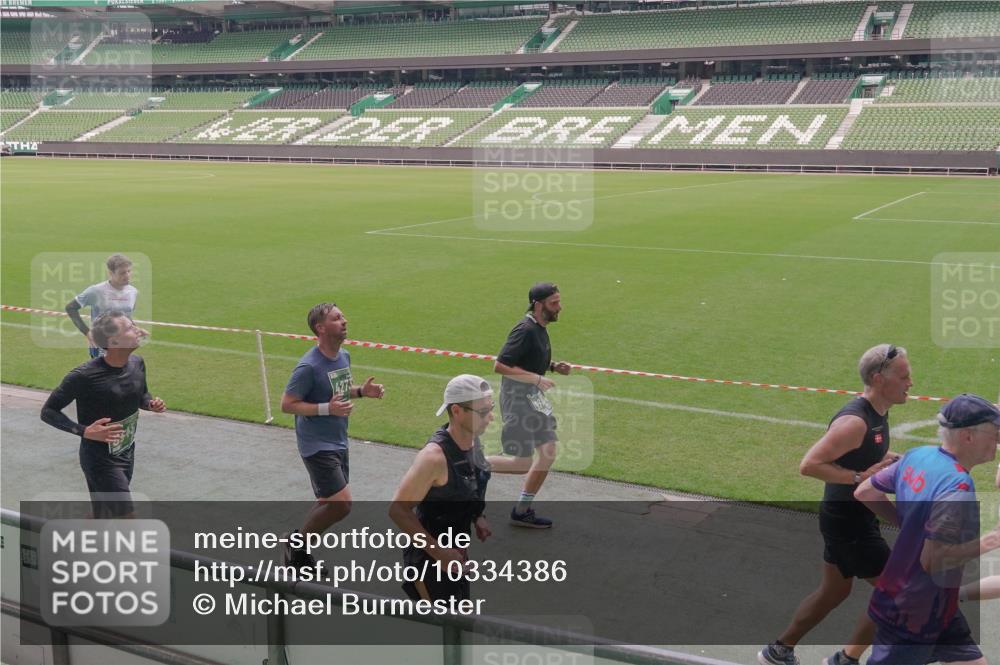 13.09.2026 - 21. swb-Marathon Bremen Michael Burmester http://msf.ph/oto/10334386 13.09.2026 13:08:00 Laufen im Stadion 132, 156, 310, 372, 489, 551, 607, 682, 716, 800, 808, 809, 831, 834, 846, 884, 911, 922, 1025, 1083, 1124, 1173, 1189, 1210, 1285, 1289, 1322, 1364, 1369, 1387, 1395, 1437, 1532, 1545, 1559, 1600, 1688, 1831, 1841, 1848, 1854, 1871, 1899, 1926, 1938, 2003, 2041, 2070, 2090, 2215, 2219, 2229, 2283, 2318, 2366, 2380, 2405, 2440, 2467, 2492, 2565, 2611, 2635, 2699, 2707, 2721, 2727, 2731, 2755, 2782, 2802, 2818, 2823, 2831, 2841, 2866, 2897, 2911, 2930, 2949, 2960, 3067 meine-sportfotos.de