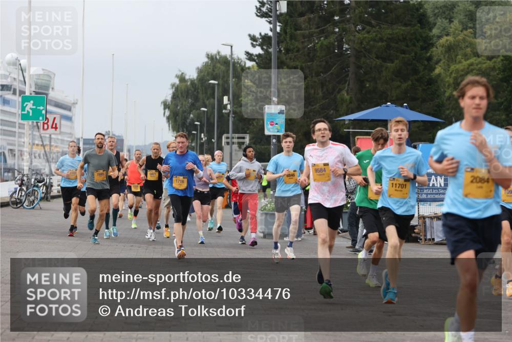 13.09.2026 - Kiel Lauf Andreas Tolksdorf http://msf.ph/oto/10334476 13.09.2026 09:52:22 Kiellinie 3, 4, 1102, 7595, 8846, 1716, 2226, 9584, 11701, 2084, 109 meine-sportfotos.de