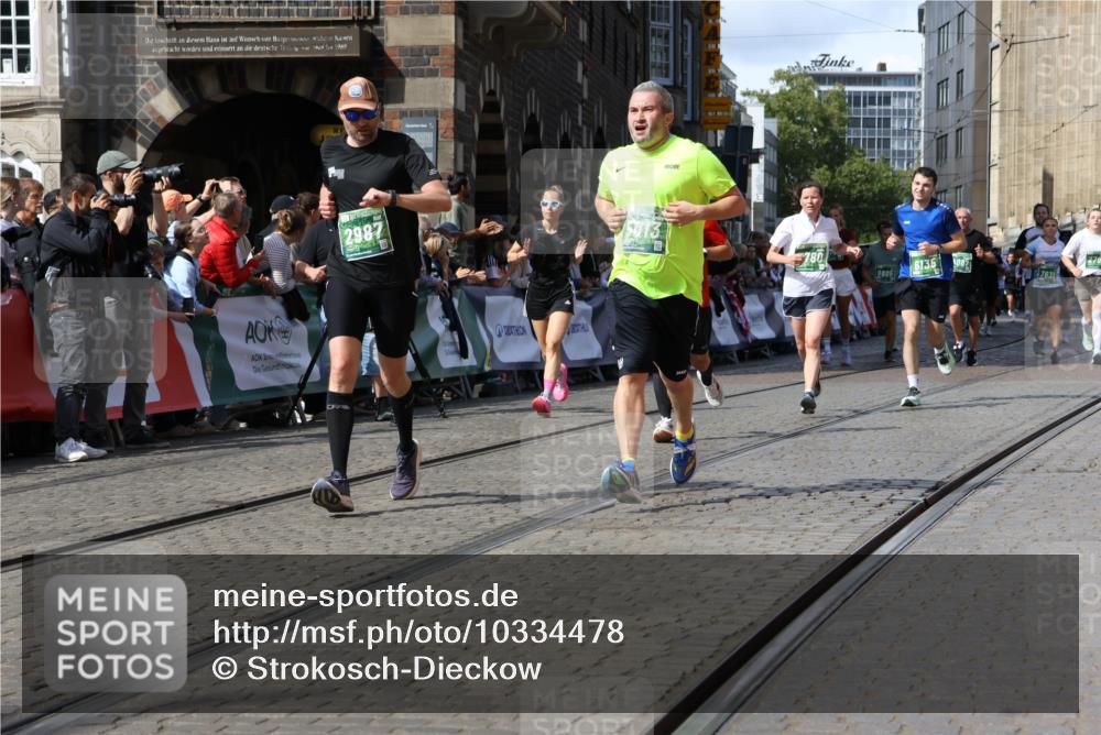 13.09.2026 - 21. swb-Marathon Bremen Strokosch-Dieckow http://msf.ph/oto/10334478 13.09.2026 13:25:50 Ziel 191, 209, 260, 1650, 1658, 2046, 3124, 3168, 3186, 3806, 4294, 4717, 5703, 5755, 5814, 6380, 7252, 8357, 8545, 8597, 8695, 8769, 8890, 9299, 9440, 9460, 9468, 9506, 13025, 1163, 1647, 2062, 2666, 2708, 2987, 3248, 3516, 4067, 4476, 5558, 5701, 6135, 6605, 7638, 7780, 8271, 8361, 8592, 9266, 9794 meine-sportfotos.de