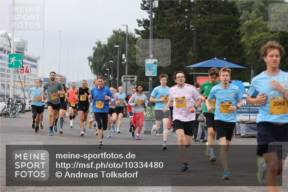 13.09.2026 - Kiel Lauf Andreas Tolksdorf http://msf.ph/oto/10334480 13.09.2026 09:52:22 Kiellinie 4, 1102, 7595, 6421, 9584, 2501, 1716, 2084, 1170 meine-sportfotos.de