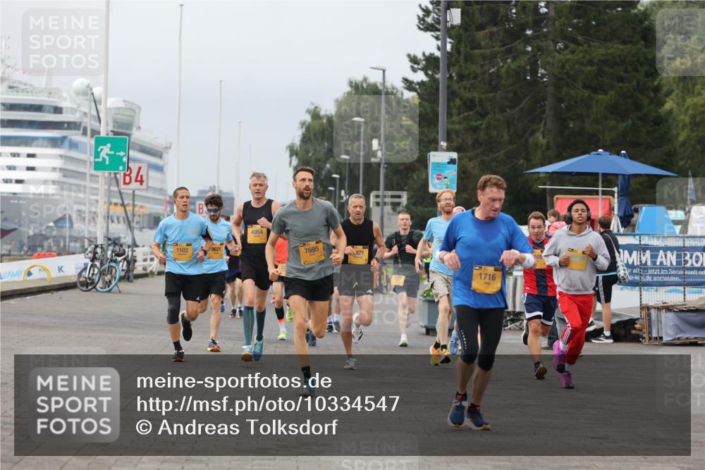 13.09.2026 - Kiel Lauf Andreas Tolksdorf http://msf.ph/oto/10334547 13.09.2026 09:52:25 Kiellinie 4, 1102, 8621, 4054, 7595, 421, 1716, 5124, 105 meine-sportfotos.de
