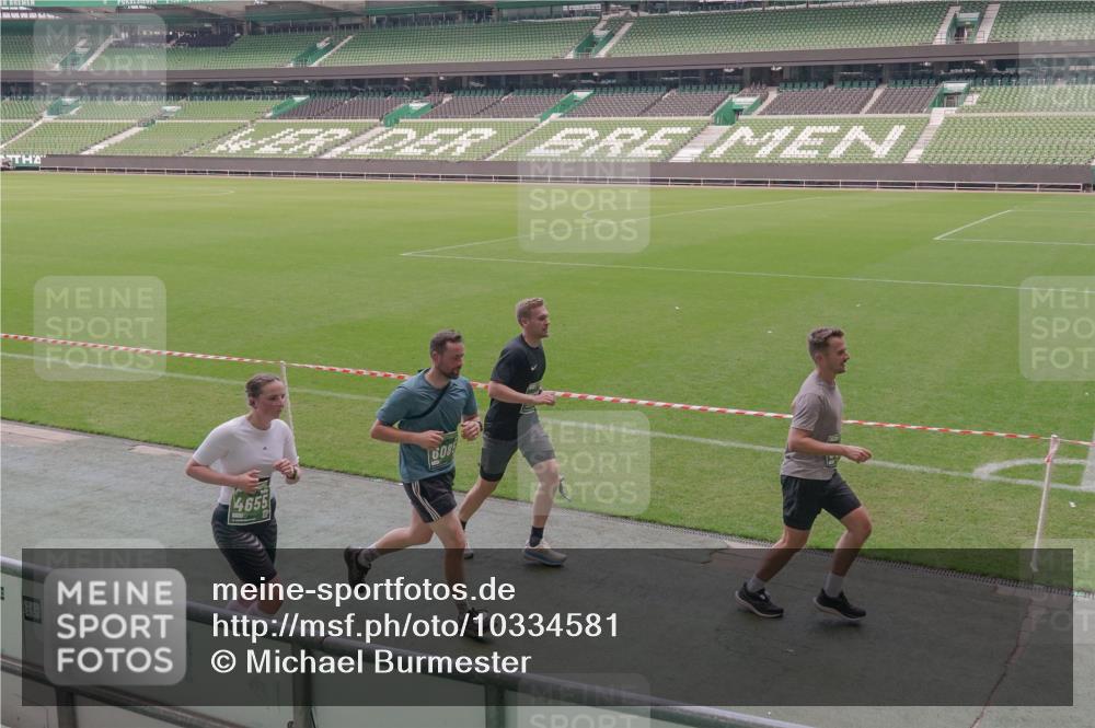 13.09.2026 - 21. swb-Marathon Bremen Michael Burmester http://msf.ph/oto/10334581 13.09.2026 13:08:31 Laufen im Stadion 132, 156, 383, 489, 549, 551, 563, 607, 625, 682, 800, 808, 809, 813, 834, 846, 884, 911, 1025, 1072, 1124, 1150, 1173, 1189, 1210, 1285, 1289, 1322, 1364, 1387, 1395, 1398, 1532, 1559, 1600, 1688, 1831, 1841, 1854, 1880, 1899, 1926, 2003, 2041, 2070, 2208, 2215, 2219, 2229, 2243, 2283, 2318, 2366, 2380, 2405, 2413, 2429, 2441, 2467, 2492, 2565, 2611, 2635, 2692, 2727, 2731, 2755, 2782, 2802, 2823, 2831, 2841, 2866, 2897, 2911, 2930, 2931, 2941, 2949, 2960, 3067, 3437 meine-sportfotos.de