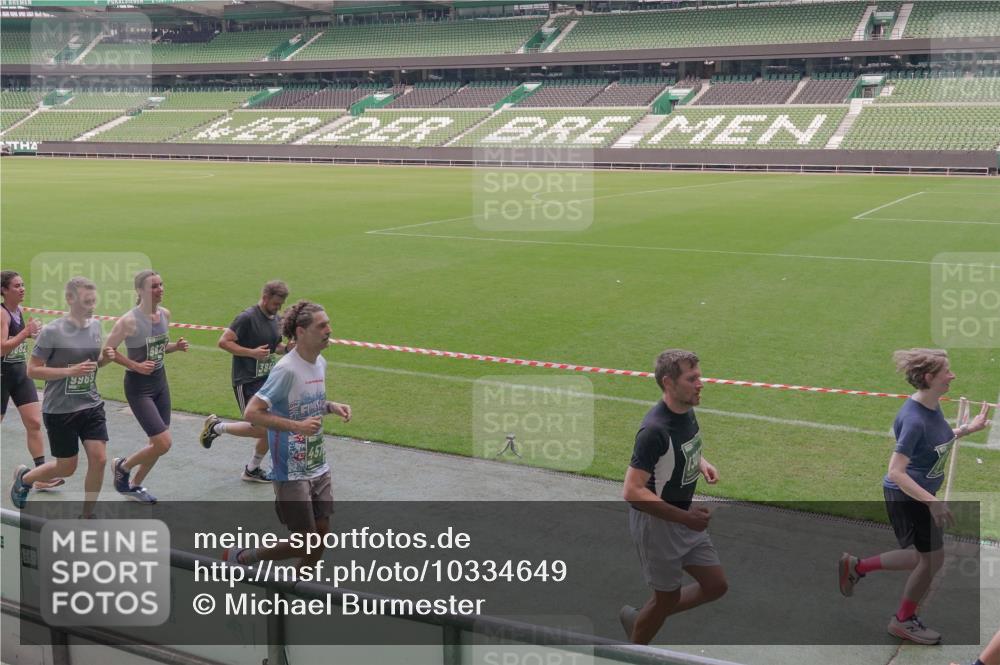 13.09.2026 - 21. swb-Marathon Bremen Michael Burmester http://msf.ph/oto/10334649 13.09.2026 13:08:41 Laufen im Stadion 132, 383, 489, 532, 549, 551, 563, 607, 625, 682, 800, 808, 809, 813, 846, 884, 911, 1025, 1072, 1124, 1150, 1173, 1189, 1210, 1285, 1289, 1322, 1364, 1387, 1395, 1398, 1532, 1559, 1600, 1688, 1831, 1841, 1854, 1880, 1899, 2003, 2041, 2070, 2208, 2215, 2229, 2243, 2283, 2366, 2380, 2405, 2413, 2429, 2441, 2467, 2492, 2565, 2611, 2635, 2692, 2727, 2731, 2755, 2782, 2802, 2823, 2831, 2841, 2866, 2897, 2930, 2931, 2941, 2949, 3067, 3437, 3857 meine-sportfotos.de