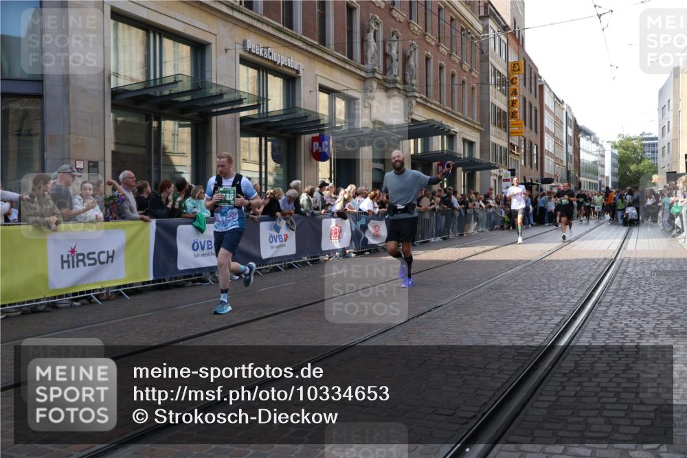 13.09.2026 - 21. swb-Marathon Bremen Strokosch-Dieckow http://msf.ph/oto/10334653 13.09.2026 13:24:21 Ziel 282, 789, 790, 1516, 1582, 2280, 3015, 3375, 3524, 3994, 4198, 4262, 4277, 5328, 5572, 5664, 5668, 5669, 5953, 6080, 6626, 6807, 7568, 8310, 8636, 8784, 8881, 9264, 9541, 9676, 10069, 10071, 10097, 10103, 102, 776, 909, 1199, 1250, 2295, 2370, 2491, 2967, 3372, 4000, 4559, 5012, 5208, 5257, 5397, 5481, 5623, 5928, 5929, 6105, 6772, 7059, 7069, 7081, 7156, 8082, 8179, 8415, 9087, 9573, 9916 meine-sportfotos.de