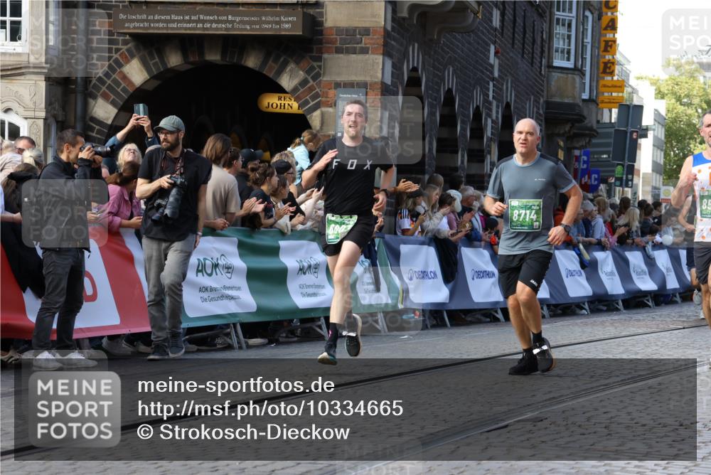 13.09.2026 - 21. swb-Marathon Bremen Strokosch-Dieckow http://msf.ph/oto/10334665 13.09.2026 13:17:24 Ziel 385, 1970, 2052, 2319, 3246, 3706, 4156, 6624, 6704, 6759, 6819, 6953, 7284, 7297, 8111, 8418, 8858, 560, 771, 1297, 2008, 2234, 3760, 4171, 5041, 5550, 6803, 7901, 8100, 8250, 8253, 8446, 8532, 8714, 9075, 9400 meine-sportfotos.de