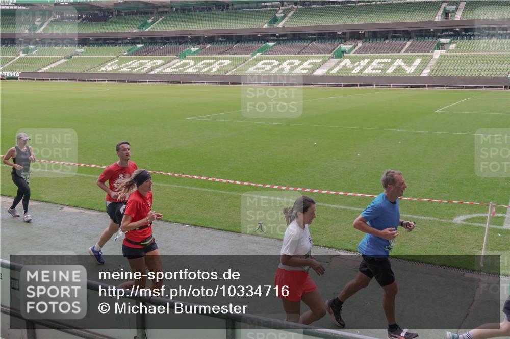 13.09.2026 - 21. swb-Marathon Bremen Michael Burmester http://msf.ph/oto/10334716 13.09.2026 13:08:48 Laufen im Stadion 383, 391, 489, 532, 549, 551, 563, 607, 625, 682, 800, 808, 809, 813, 846, 884, 898, 911, 1025, 1072, 1124, 1150, 1173, 1210, 1285, 1289, 1322, 1364, 1395, 1398, 1532, 1559, 1688, 1831, 1854, 1880, 1899, 2003, 2041, 2208, 2215, 2229, 2243, 2283, 2366, 2380, 2405, 2413, 2429, 2441, 2467, 2471, 2492, 2525, 2565, 2611, 2635, 2692, 2727, 2755, 2782, 2802, 2823, 2831, 2841, 2866, 2897, 2930, 2931, 2941, 2949, 3067, 3316, 3333, 3398, 3437, 3707, 3857, 109 meine-sportfotos.de