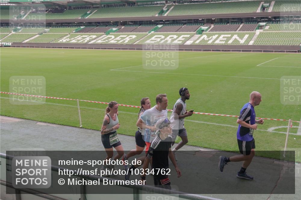 13.09.2026 - 21. swb-Marathon Bremen Michael Burmester http://msf.ph/oto/10334762 13.09.2026 13:08:54 Laufen im Stadion 383, 391, 532, 549, 551, 563, 625, 682, 800, 808, 809, 813, 884, 898, 911, 1025, 1072, 1124, 1150, 1173, 1210, 1285, 1289, 1322, 1364, 1395, 1398, 1532, 1559, 1688, 1831, 1854, 1880, 1899, 2003, 2041, 2208, 2215, 2229, 2243, 2366, 2380, 2405, 2413, 2429, 2441, 2467, 2471, 2492, 2525, 2565, 2611, 2635, 2692, 2727, 2782, 2802, 2823, 2831, 2841, 2866, 2897, 2930, 2931, 2941, 2949, 3032, 3067, 3316, 3333, 3398, 3437, 3707, 3769, 3857, 109 meine-sportfotos.de