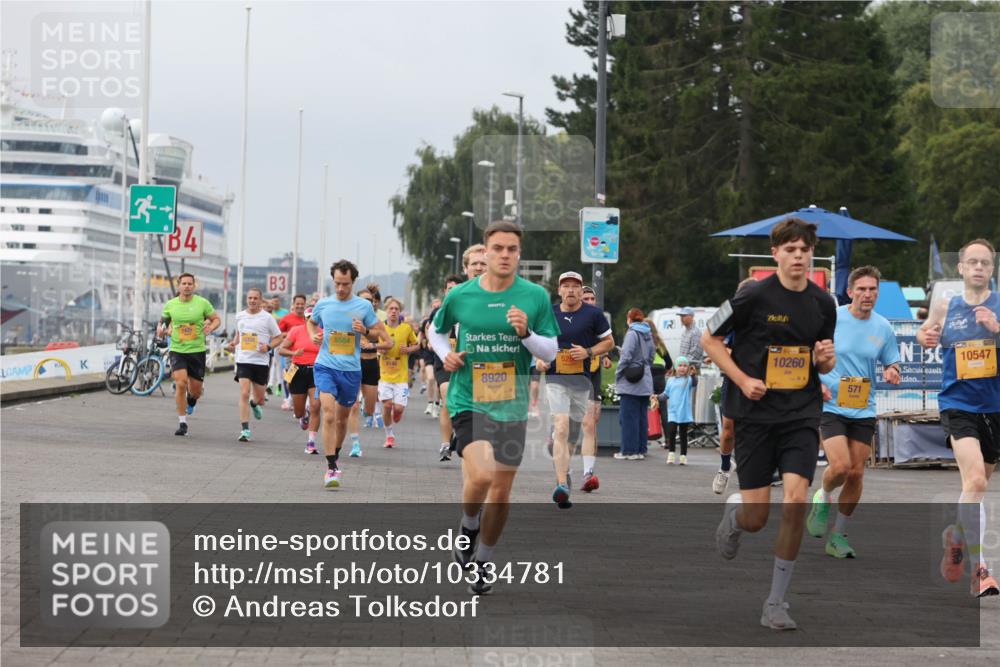 13.09.2026 - Kiel Lauf Andreas Tolksdorf http://msf.ph/oto/10334781 13.09.2026 09:52:36 Kiellinie 4, 3, 5584, 8920, 10260, 571, 10547 meine-sportfotos.de