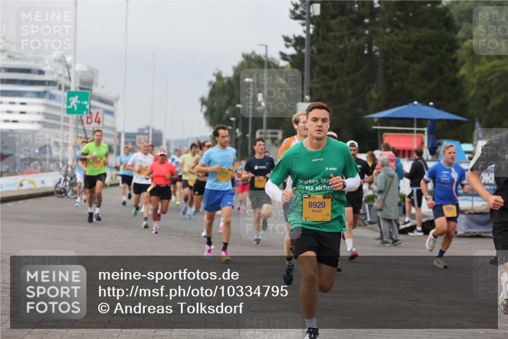 13.09.2026 - Kiel Lauf Andreas Tolksdorf http://msf.ph/oto/10334795 13.09.2026 09:52:37 Kiellinie 384, 38, 8920 meine-sportfotos.de