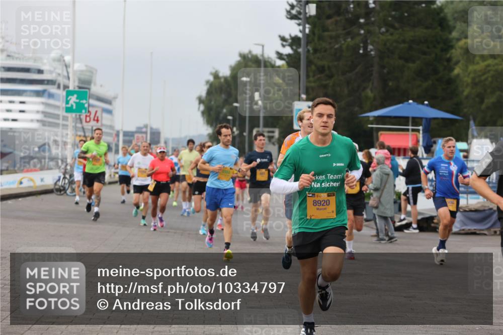 13.09.2026 - Kiel Lauf Andreas Tolksdorf http://msf.ph/oto/10334797 13.09.2026 09:52:37 Kiellinie 84, 1, 39, 8920 meine-sportfotos.de