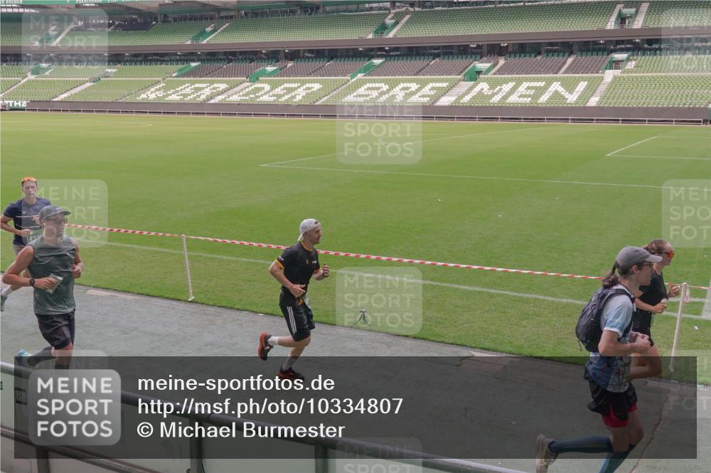 13.09.2026 - 21. swb-Marathon Bremen Michael Burmester http://msf.ph/oto/10334807 13.09.2026 13:09:00 Laufen im Stadion 164, 383, 391, 532, 549, 551, 563, 625, 800, 808, 809, 813, 884, 898, 911, 1025, 1072, 1124, 1150, 1173, 1210, 1285, 1289, 1322, 1364, 1395, 1398, 1532, 1559, 1688, 1831, 1880, 1899, 2003, 2041, 2208, 2215, 2229, 2232, 2243, 2366, 2380, 2405, 2413, 2429, 2441, 2467, 2471, 2492, 2525, 2565, 2573, 2594, 2611, 2635, 2692, 2727, 2782, 2802, 2823, 2831, 2841, 2866, 2897, 2930, 2931, 2941, 2949, 3032, 3067, 3316, 3333, 3398, 3437, 3707, 3769, 3857, 109 meine-sportfotos.de