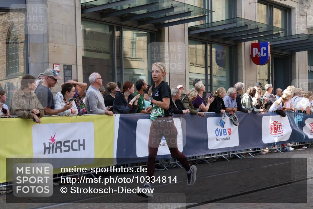 13.09.2026 - 21. swb-Marathon Bremen Strokosch-Dieckow http://msf.ph/oto/10334814 13.09.2026 13:24:31 Ziel 282, 972, 1264, 1516, 2280, 2761, 3015, 4113, 4198, 4262, 4277, 4973, 5328, 5664, 6079, 6360, 6544, 6626, 6807, 6943, 7409, 7854, 8636, 8853, 9152, 9541, 10097, 10103, 776, 789, 790, 1250, 1582, 2295, 2491, 3375, 3524, 3994, 4000, 4559, 5012, 5208, 5481, 5572, 5668, 5669, 5928, 5929, 5953, 6080, 7059, 7069, 7081, 7156, 7568, 8082, 8310, 8415, 8784, 8881, 9087, 9264, 9573, 9676, 9916, 10069, 10071 meine-sportfotos.de