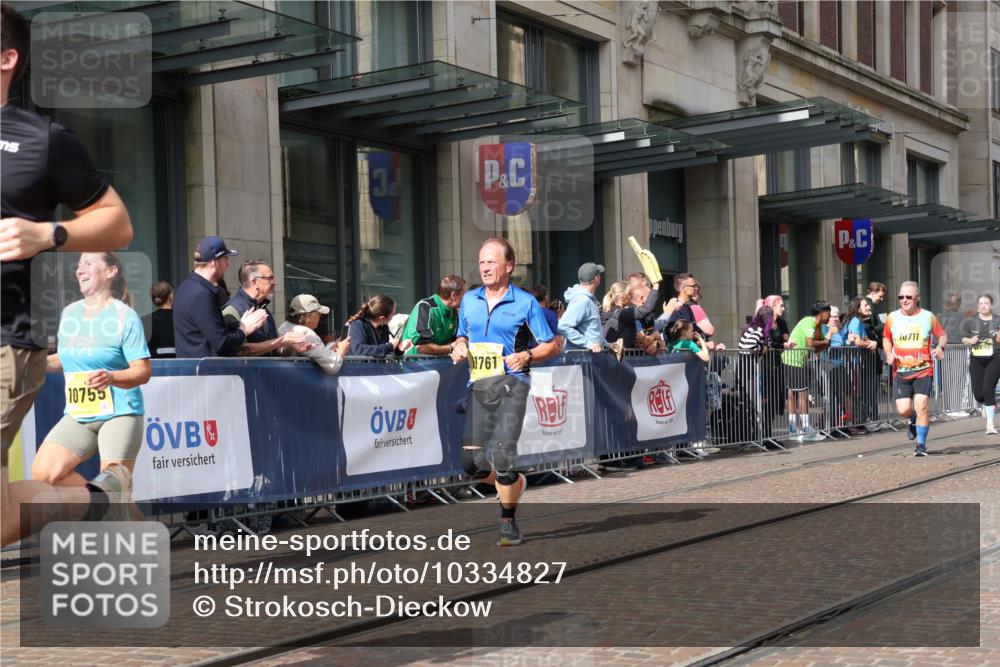 13.09.2026 - 21. swb-Marathon Bremen Strokosch-Dieckow http://msf.ph/oto/10334827 13.09.2026 11:04:24 Ziel 10160, 10198, 10283, 10315, 10481, 10711, 10729, 10855, 10856, 10877, 10940, 11006, 11114, 11133, 11272, 11364, 11366, 11395, 11518, 11592, 11705, 11757, 11761, 11991, 12005, 12420, 12493, 12495, 12498, 12500, 12502, 12563, 10182, 10245, 10291, 10390, 10516, 10526, 10613, 10671, 10672, 10755, 10913, 11214, 11215, 11221, 11248, 11318, 11336, 11410, 11539, 11720, 11726, 11740, 11909, 12001, 12009, 12103, 12113, 12276, 12929 meine-sportfotos.de