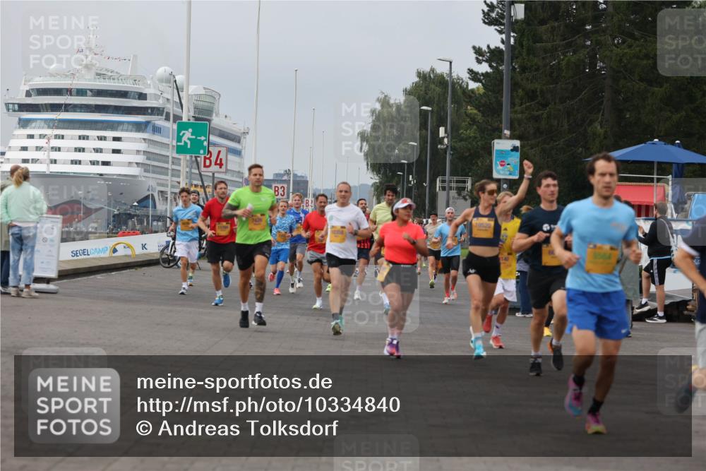 13.09.2026 - Kiel Lauf Andreas Tolksdorf http://msf.ph/oto/10334840 13.09.2026 09:52:39 Kiellinie 3, 4, 3, 10520 meine-sportfotos.de