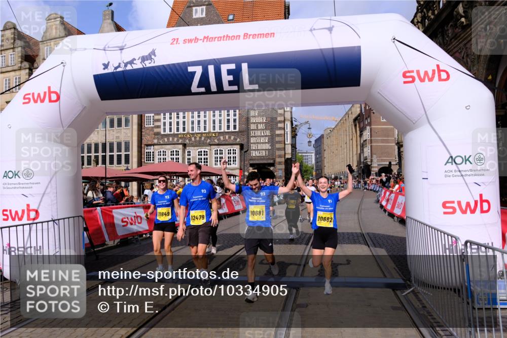 13.09.2026 - 21. swb-Marathon Bremen Tim E. http://msf.ph/oto/10334905 13.09.2026 11:06:35 Ziel 10375, 10376, 10681, 10682, 10852, 10853, 11028, 11029, 11340, 11374, 11432, 11460, 11674, 11690, 11729, 11786, 11849, 12217, 12479 meine-sportfotos.de