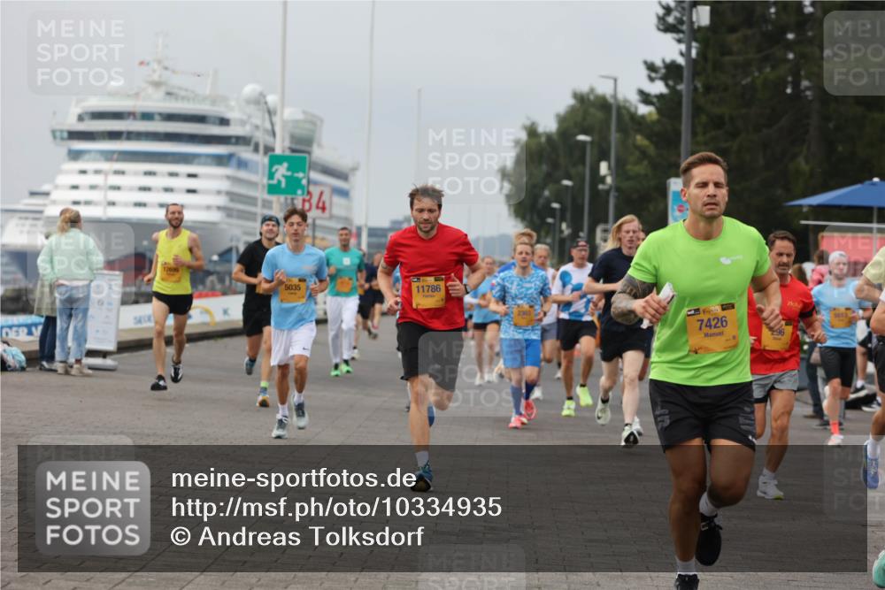 13.09.2026 - Kiel Lauf Andreas Tolksdorf http://msf.ph/oto/10334935 13.09.2026 09:52:43 Kiellinie 12009, 13, 84, 5035, 11786, 7426, 296 meine-sportfotos.de