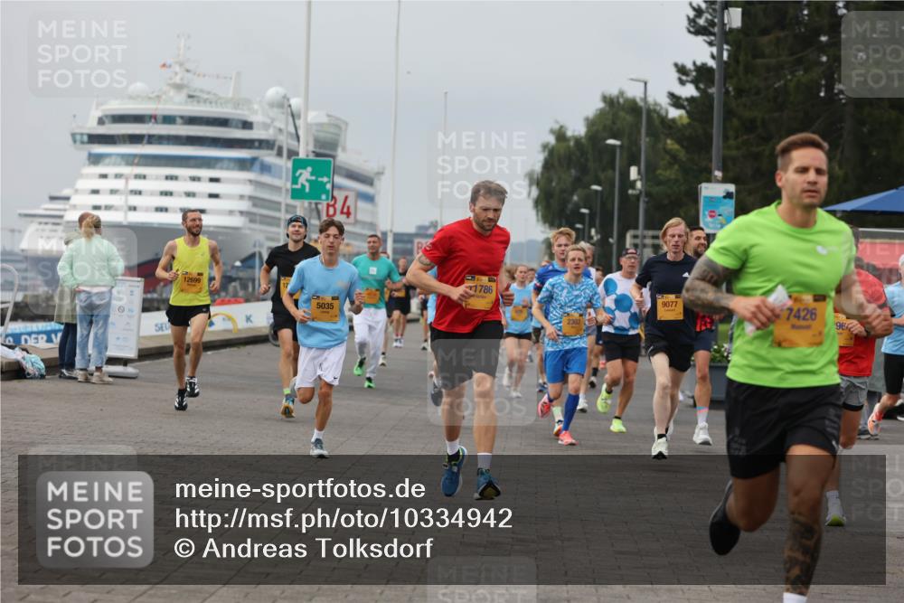 13.09.2026 - Kiel Lauf Andreas Tolksdorf http://msf.ph/oto/10334942 13.09.2026 09:52:43 Kiellinie 3, 4, 12699, 5035, 2, 1786, 2303, 9077, 7426, 96 meine-sportfotos.de