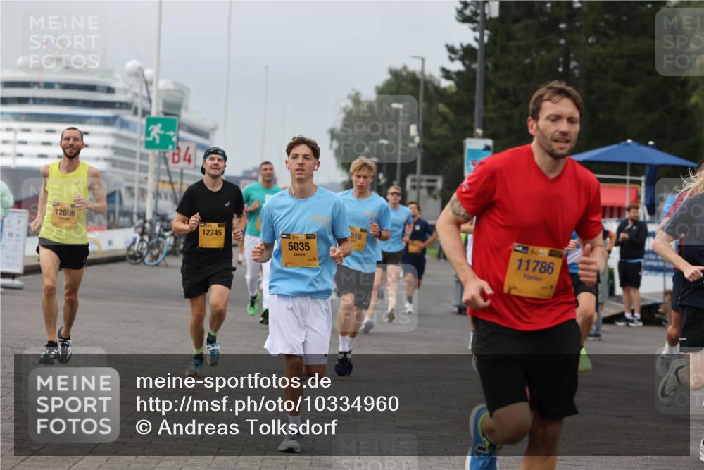 13.09.2026 - Kiel Lauf Andreas Tolksdorf http://msf.ph/oto/10334960 13.09.2026 09:52:46 Kiellinie 84, 12699, 12745, 38, 5035, 518, 11786 meine-sportfotos.de