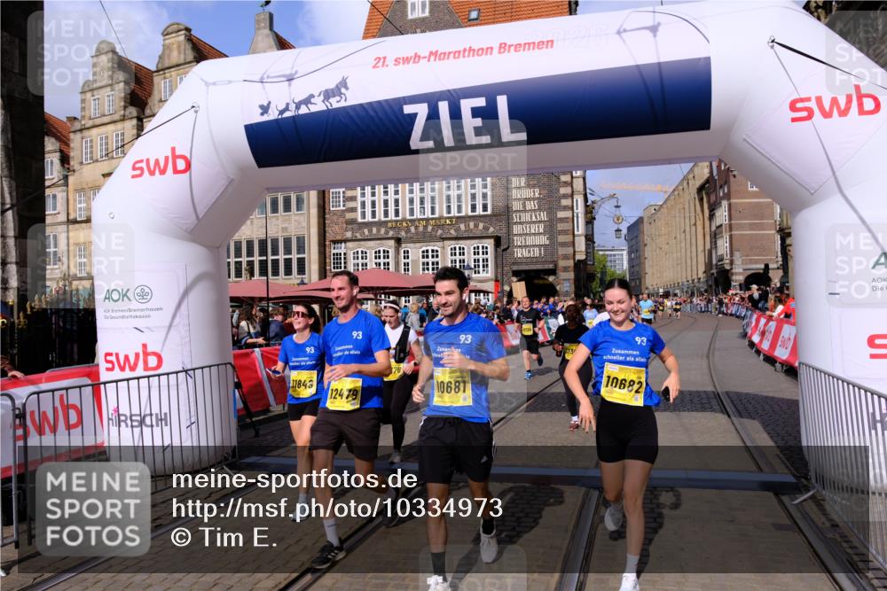 13.09.2026 - 21. swb-Marathon Bremen Tim E. http://msf.ph/oto/10334973 13.09.2026 11:06:36 Ziel 10375, 10376, 10681, 10682, 10852, 10853, 11028, 11029, 11340, 11374, 11432, 11460, 11674, 11690, 11729, 11786, 11849, 12217, 12479 meine-sportfotos.de