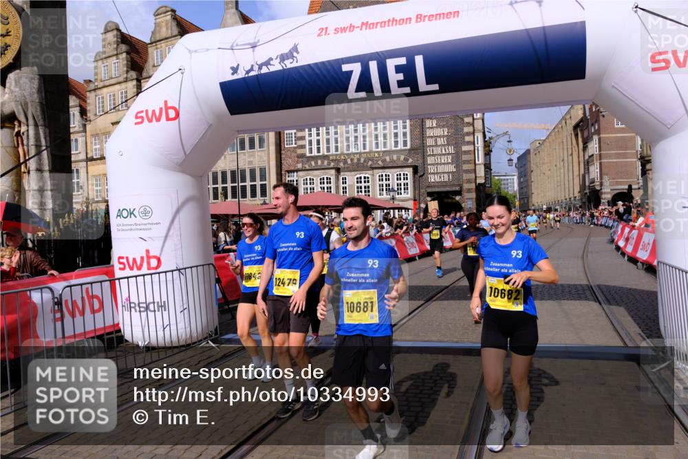 13.09.2026 - 21. swb-Marathon Bremen Tim E. http://msf.ph/oto/10334993 13.09.2026 11:06:36 Ziel 10375, 10376, 10681, 10682, 10852, 10853, 11028, 11029, 11340, 11374, 11432, 11460, 11674, 11690, 11729, 11786, 11849, 12217, 12479 meine-sportfotos.de
