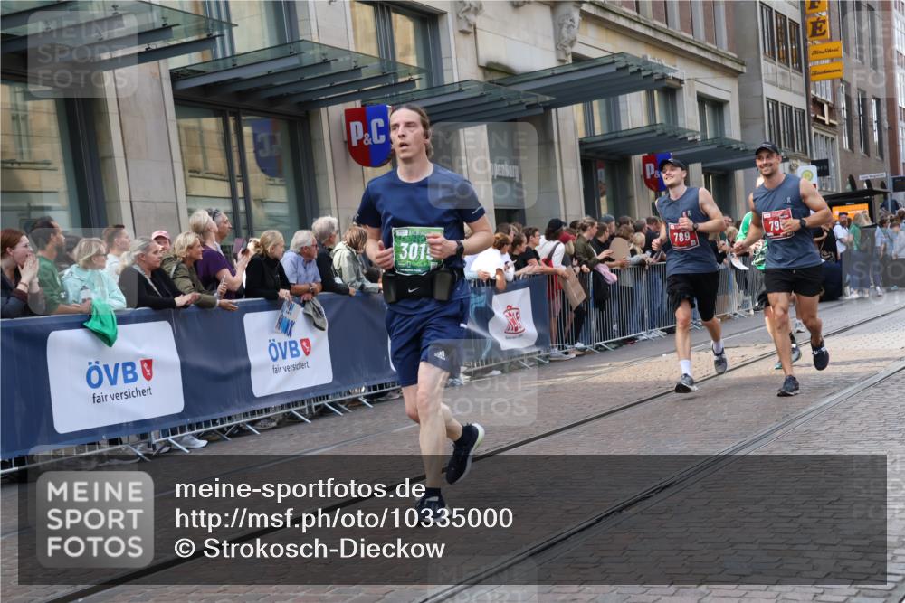 13.09.2026 - 21. swb-Marathon Bremen Strokosch-Dieckow http://msf.ph/oto/10335000 13.09.2026 13:24:37 Ziel 282, 972, 1080, 1264, 1516, 2280, 2322, 2761, 3015, 3105, 4091, 4113, 4198, 4262, 4277, 4507, 4918, 4973, 5664, 6079, 6360, 6544, 6626, 6807, 6943, 7409, 7854, 8245, 8853, 9073, 9152, 9360, 10103, 282, 789, 790, 1250, 1582, 2295, 3375, 3524, 3994, 4000, 4559, 5328, 5572, 5668, 5669, 5929, 5953, 6080, 7156, 7568, 8310, 8415, 8636, 8784, 8881, 9264, 9541, 9573, 9676, 10069, 10071, 10097 meine-sportfotos.de