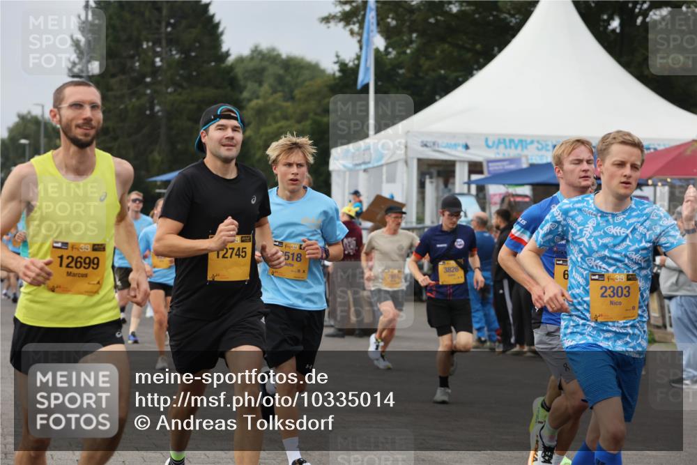 13.09.2026 - Kiel Lauf Andreas Tolksdorf http://msf.ph/oto/10335014 13.09.2026 09:52:49 Kiellinie 38, 12699, 2745, 4, 38, 518, 3826, 6, 38, 2303 meine-sportfotos.de