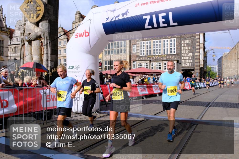 13.09.2026 - 21. swb-Marathon Bremen Tim E. http://msf.ph/oto/10335067 13.09.2026 11:06:43 Ziel 10376, 10681, 10682, 10852, 10853, 11021, 11028, 11240, 11340, 11374, 11432, 11690, 11729, 11849, 12217, 12479, 12485 meine-sportfotos.de