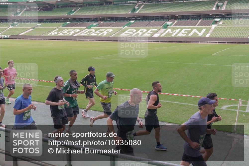 13.09.2026 - 21. swb-Marathon Bremen Michael Burmester http://msf.ph/oto/10335080 13.09.2026 13:09:26 Laufen im Stadion 164, 383, 391, 448, 532, 549, 551, 563, 625, 813, 869, 884, 898, 1025, 1072, 1124, 1150, 1180, 1285, 1289, 1398, 1559, 1688, 1867, 1880, 1899, 2041, 2208, 2215, 2229, 2232, 2243, 2268, 2366, 2380, 2413, 2429, 2441, 2467, 2471, 2525, 2530, 2553, 2573, 2594, 2635, 2692, 2714, 2717, 2727, 2782, 2785, 2823, 2841, 2897, 2920, 2930, 2931, 2941, 3032, 3063, 3067, 3086, 3291, 3316, 3333, 3398, 3437, 3707, 3769, 3857, 109 meine-sportfotos.de