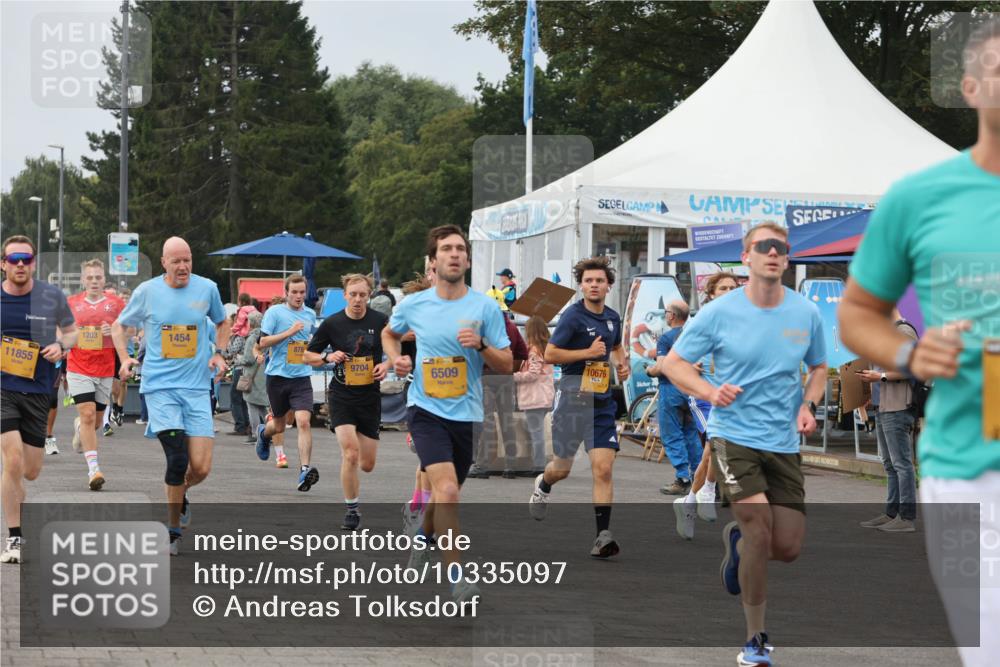 13.09.2026 - Kiel Lauf Andreas Tolksdorf http://msf.ph/oto/10335097 13.09.2026 09:52:52 Kiellinie 11855, 1203, 1454, 9704, 41, 6509, 10676 meine-sportfotos.de