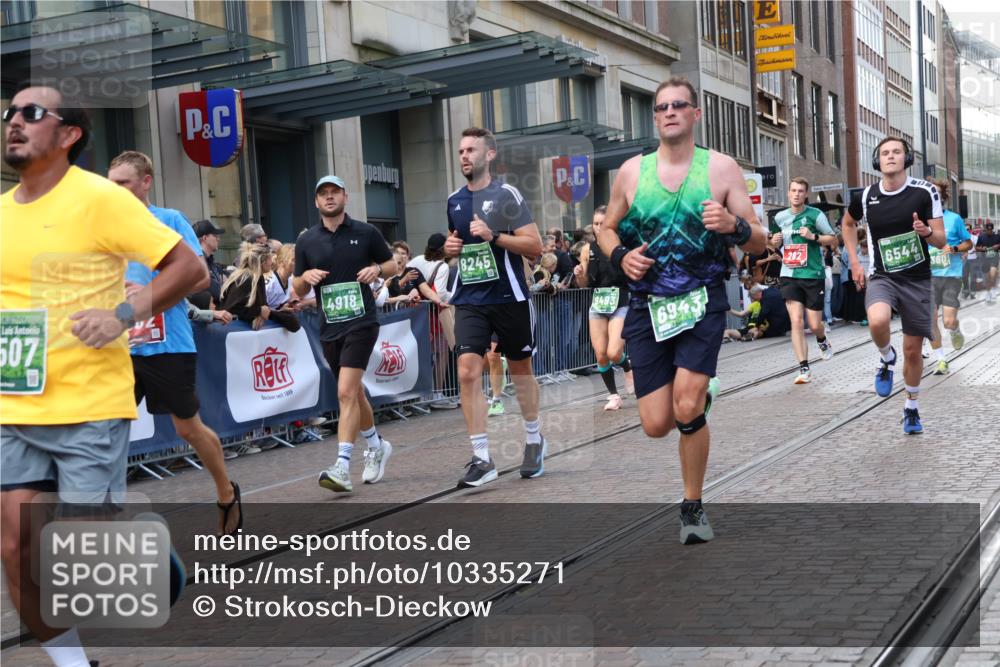 13.09.2026 - 21. swb-Marathon Bremen Strokosch-Dieckow http://msf.ph/oto/10335271 13.09.2026 13:24:46 Ziel 972, 1080, 1166, 1264, 1436, 1448, 2322, 2761, 3015, 3105, 4091, 4113, 4459, 4507, 4918, 4973, 6079, 6360, 6544, 6943, 7306, 7326, 7409, 7854, 8245, 8853, 9036, 9073, 9152, 9360, 9493, 13088, 282, 789, 790, 1516, 1582, 2280, 3015, 3375, 3524, 3994, 4198, 4262, 4277, 5328, 5572, 5664, 5668, 5669, 5953, 6080, 6626, 6807, 7568, 8310, 8636, 8784, 8881, 9264, 9541, 9676, 10069, 10071, 10097, 10103 meine-sportfotos.de