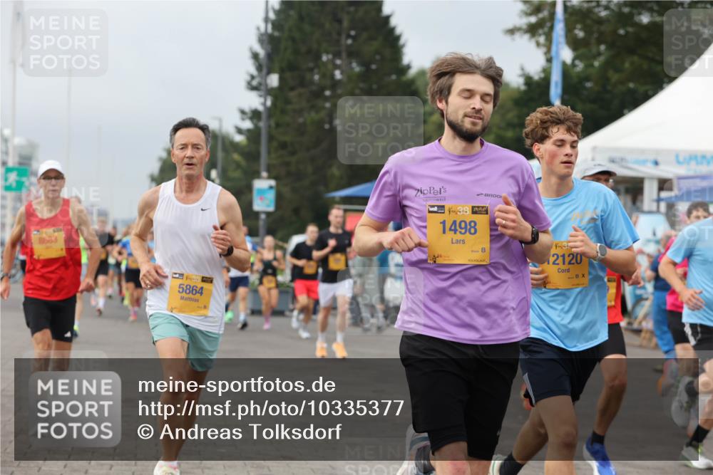 13.09.2026 - Kiel Lauf Andreas Tolksdorf http://msf.ph/oto/10335377 13.09.2026 09:53:04 Kiellinie 8683, 5864, 38, 1498, 4, 35, 2120 meine-sportfotos.de