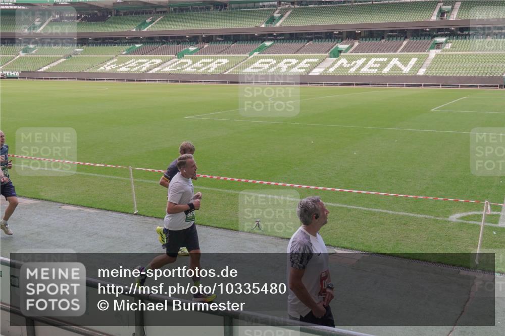13.09.2026 - 21. swb-Marathon Bremen Michael Burmester http://msf.ph/oto/10335480 13.09.2026 13:10:17 Laufen im Stadion 164, 373, 383, 391, 448, 532, 549, 563, 581, 625, 813, 869, 898, 984, 1072, 1150, 1180, 1398, 1738, 1855, 1867, 1880, 1894, 1967, 2202, 2208, 2232, 2243, 2268, 2284, 2330, 2333, 2339, 2342, 2413, 2429, 2432, 2441, 2443, 2471, 2525, 2530, 2531, 2553, 2573, 2589, 2594, 2654, 2682, 2692, 2714, 2717, 2784, 2785, 2819, 2836, 2920, 2931, 2932, 2941, 3026, 3032, 3063, 3086, 3089, 3122, 3174, 3207, 3208, 3291, 3316, 3333, 3370, 3398, 3409, 3410, 3437, 3470, 3549, 3707, 3769, 3857, 109 meine-sportfotos.de